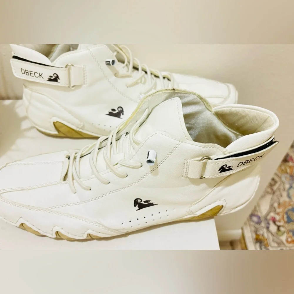 Men’s DBECK White Shoes size 43 (European)